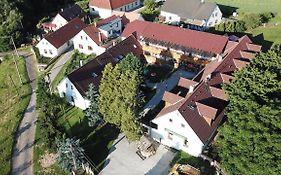 Soukromá rezidence Pohádková usedlost Lovětín